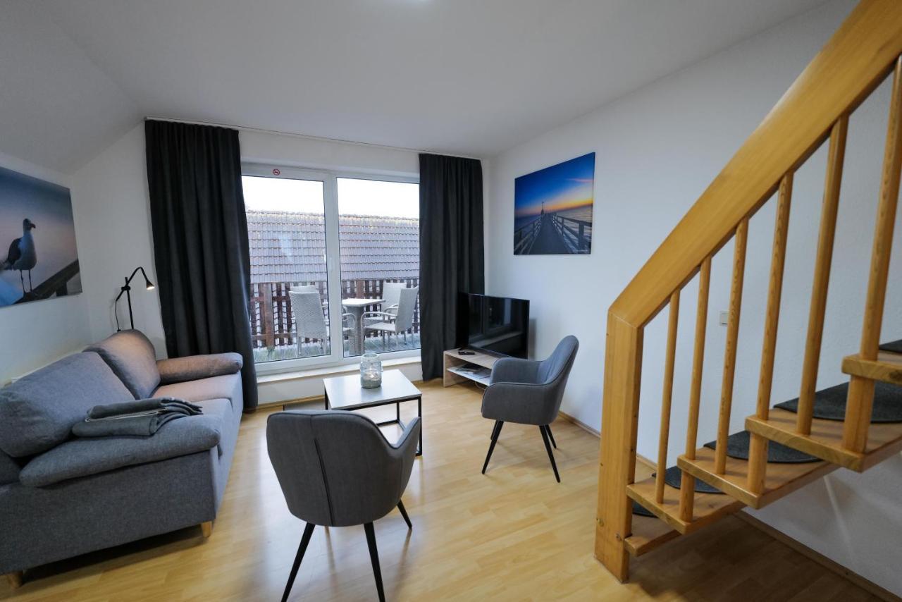 Ferienwohnungen Meerfarbig Zingst - Haustierfrei -Terrasse Mit Strandkorb Oder Balkon - E-Ladesaeule - Parkplatz - Wlan - Fahrradschuppen - Waschtrockner - Ruhig Und Zentral - Nichtraucher Buitenkant foto